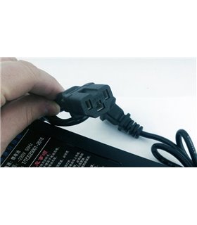 Зарядное устройство для литиевой батареи 12V выход 12.6V 10A CC-CV (16863) Зарядное устройство для литиевой батареи 12V выход 12.6V 10A CC-CV (16863)