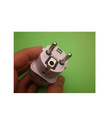 Универсальный переходник розетка 10A 250V (11499)