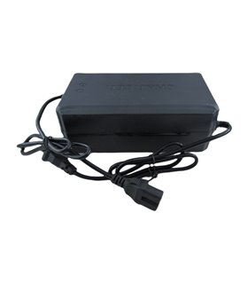 Зарядное устройство для аккумулятора электровелосипеда 96V 20Ah (19150) Зарядное устройство для аккумулятора электровелосипеда 96V 20Ah (19150)