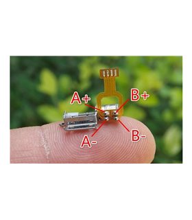 Винт миниатюрного шагового двигателя 3-5V (15009) Винт миниатюрного шагового двигателя 3-5V (15009)