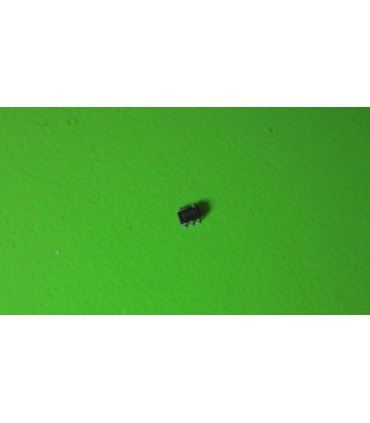 Операционный усилитель MAX4372TEUK 2 мкА SOT-23 (12889)