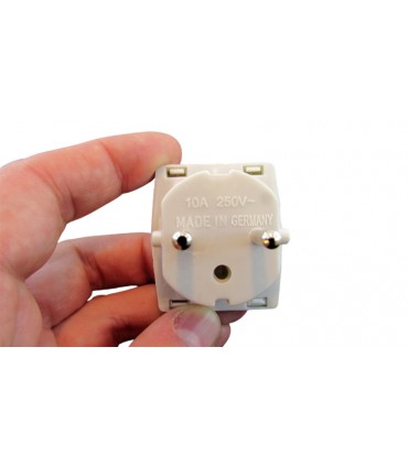 Универсальный переходник для розетки белый 250V 10A Germany (17393)