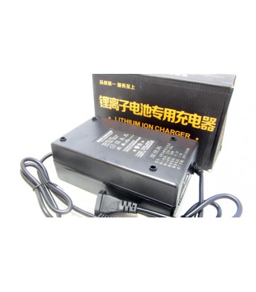 Блок питания зарядное устройство батареи электровелосипеда Li-Ion 16S 60V 5A (14941)