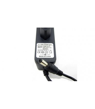 Блок питания зарядное AC-DC 8.4V 1A (10914)