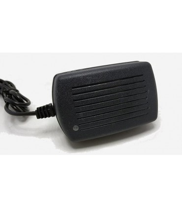 Блок питания зарядное устройство с индикатором 5V 3A штекер 5.5*2.1 (15706)