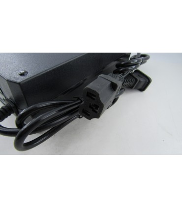 Зарядное устройство для кислотного аккумулятора 64V 12-14Ah 64-78V 1.8A (18844)