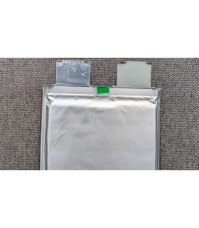 Аккумулятор железо-фосфат LiFePo 20Ah 3.2V 0.4mR 3C для ИБП (18825) Аккумулятор железо-фосфат LiFePo 20Ah 3.2V 0.4mR 3C для ИБП (18825)