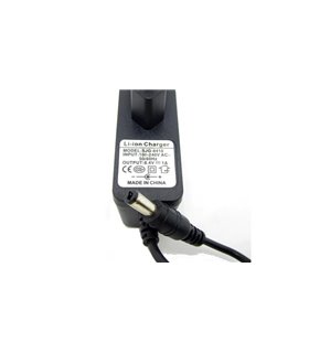 Блок питания зарядное AC-DC 8.4V 1A (10914)
