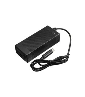 Зарядное устройство для электросамоката 42V 2A Charger CE (19488) Зарядное устройство для электросамоката 42V 2A Charger CE (19488)