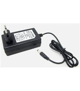 Блок питания зарядное устройство 21V 1A 5S Li-Ion (14726) Блок питания зарядное устройство 21V 1A 5S Li-Ion (14726)