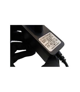 Блок питания зарядное AC-DC 16.8V 1A (11223) Блок питания зарядное AC-DC 16.8V 1A (11223)