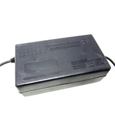 Блок питания зарядное гироскутера электросамоката 67.2V 2A номинал 60V 2A (15635)