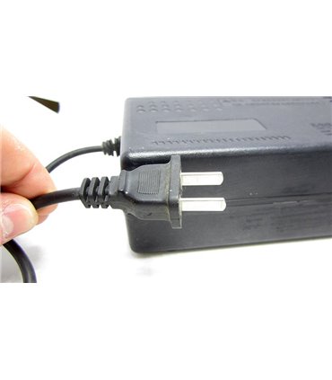 Блок питания зарядное гироскутера электросамоката 67.2V 2A номинал 60V 2A (15635)