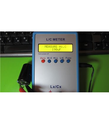 Конденсатор электролитический 450V 220uF 35*30мм (12890)