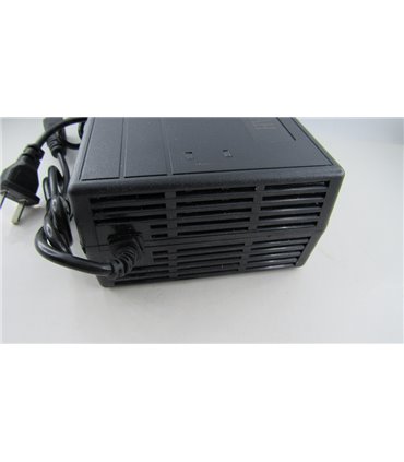 Зарядное устройство для кислотного аккумулятора 80V 20Ah 80-96V 2.8A (18848)