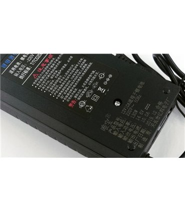 Зарядное устройство для литиевой батареи 12V выход 14.8V 10A CC-CV (16864)