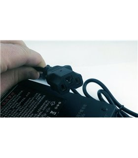 Зарядное устройство для литиевой батареи 12V выход 14.8V 10A CC-CV (16864) Зарядное устройство для литиевой батареи 12V выход 14.8V 10A CC-CV (16864)